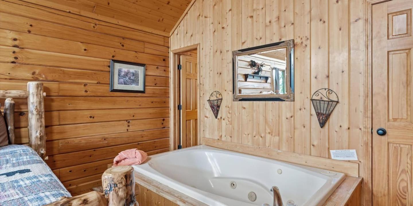 Vila Views I Mins To Dollywood I Hot Tub I Pool Table Sevierville Exteriér fotografie