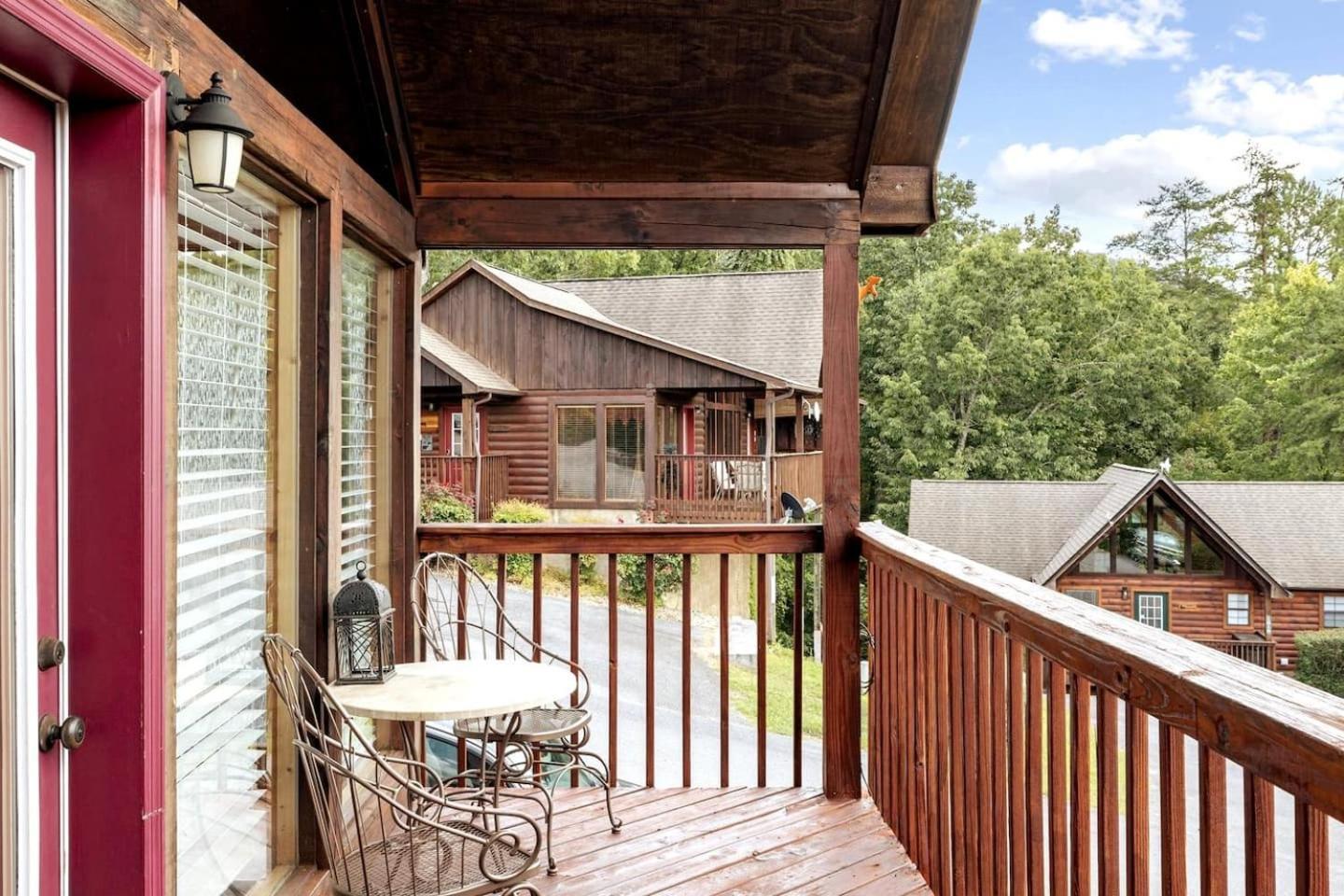 Vila Views I Mins To Dollywood I Hot Tub I Pool Table Sevierville Exteriér fotografie
