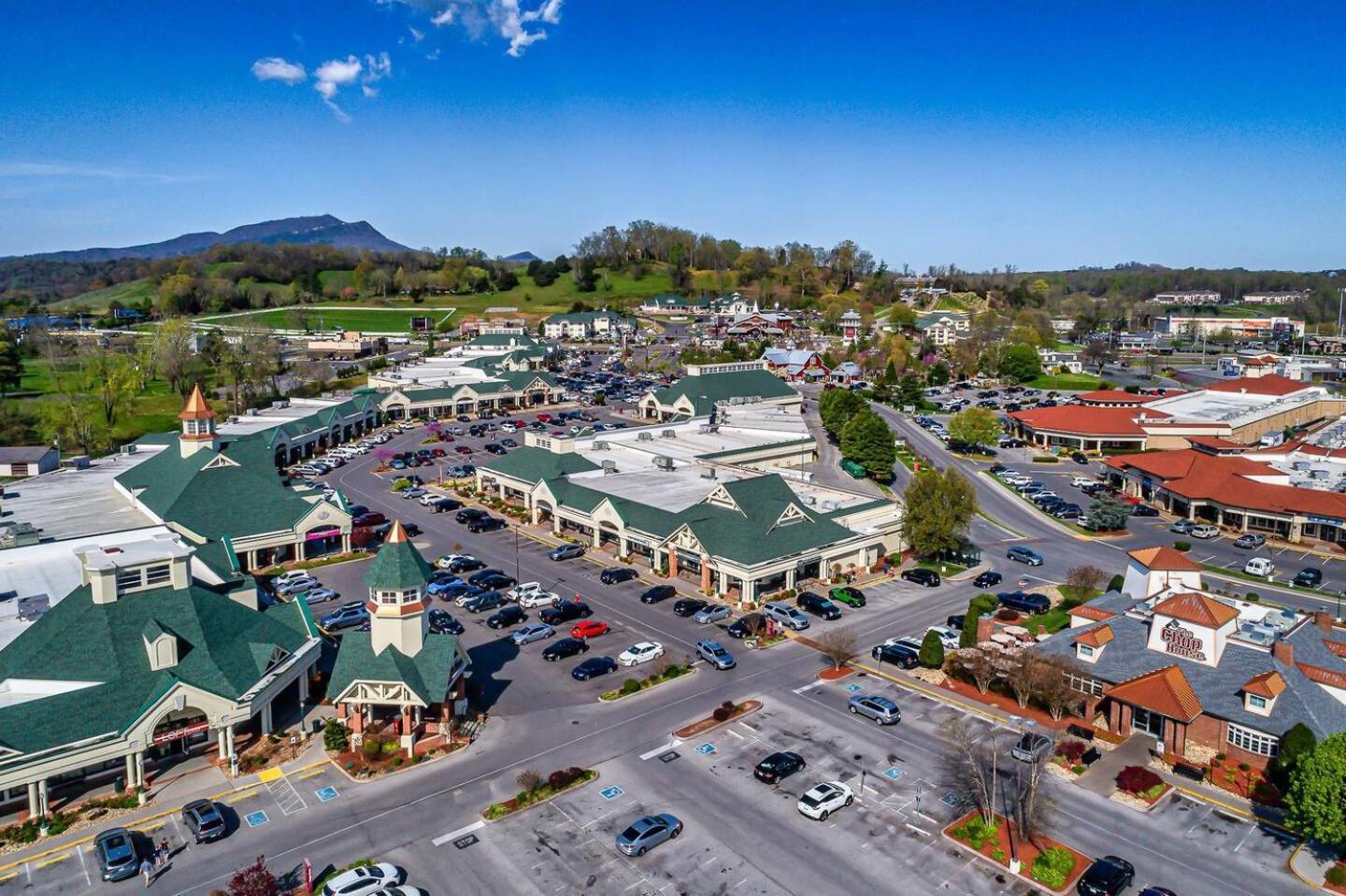 Vila Views I Mins To Dollywood I Hot Tub I Pool Table Sevierville Exteriér fotografie